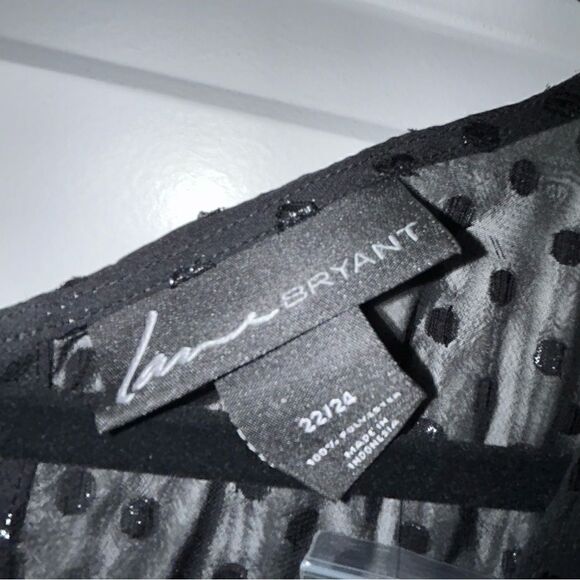 New, Lane Bryant Swiss Dot Balloon Hemline Faux Wrap Sheer Blouse Top - Picture 4 of 6